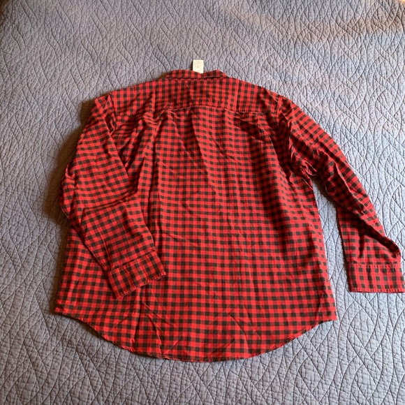 Button Down Shirt New - Picture 2 of 3